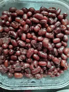 Make A bean yogurt cup step 1