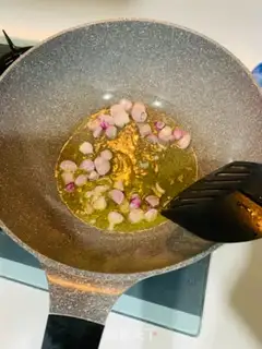 Make Little mustard onions step 0