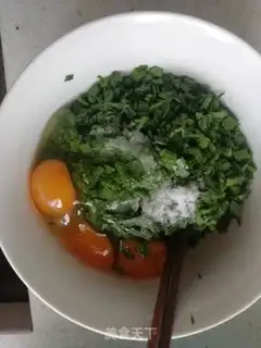 Make Fried eggs step 1