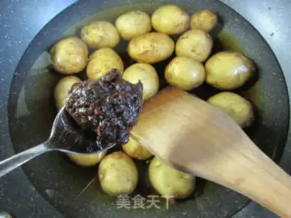 Make Soy little potatoes step 3