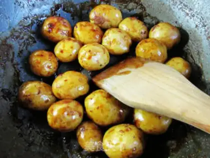 Make Soy little potatoes step 7