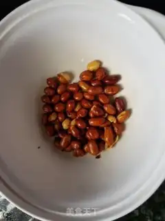 Make Squeeze eggs and beans step 12