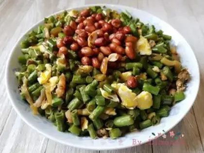 Make Squeeze eggs and beans step 13