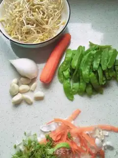 Make Dutch soybean sprouts step 1