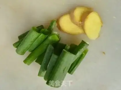Make Red-fried fish step 1