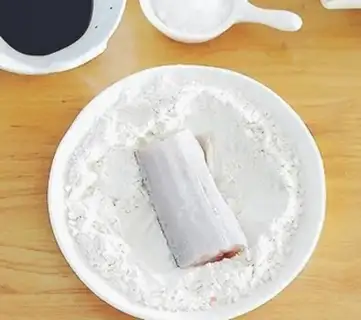 Make Red-fried fish step 1