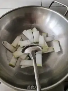 Make Pork veal soup step 2