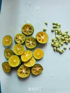 Make Bronze and green lemon honey step 4