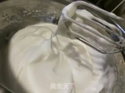 Make Blueberry cake roll step 3