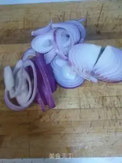 Make Onion fried eggs step 2
