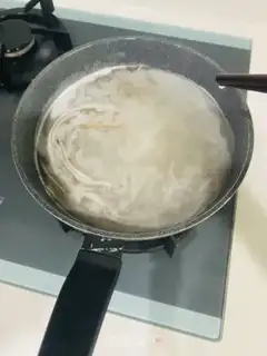 Make Wheat beef noodles step 4