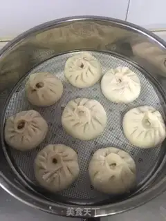 Make Polish beef buns step 8