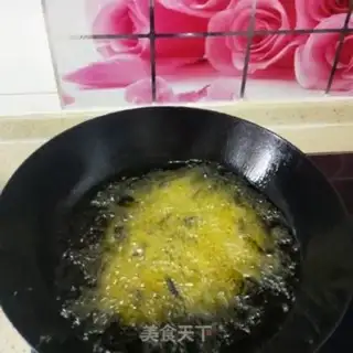 Make Garlic-coloured potatoes step 3