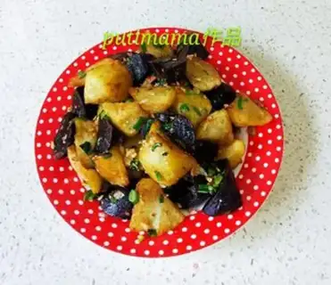 Make Garlic-coloured potatoes step 10