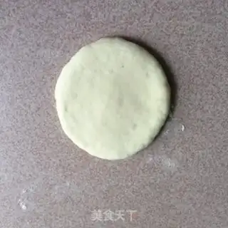 Make Penguin meat bun step 11