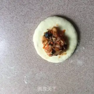 Make Penguin meat bun step 12