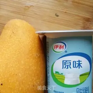 Make Yogurt mango juice step 0