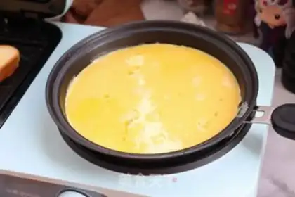 Make Slick cheese sandwich step 2