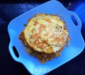 Make Fried omelet for the noodles step 10