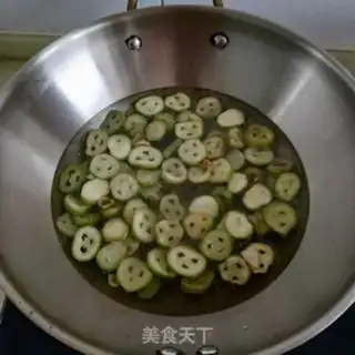 Make Scooter egg oil soup step 4