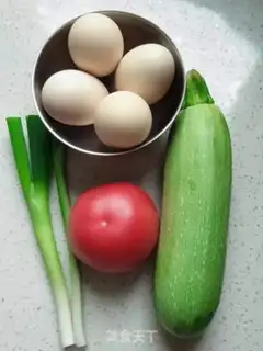 Make Sodium tomato fried eggs step 0