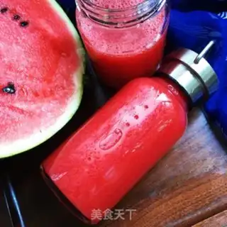 Make Now press watermelon juice step 7