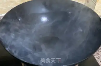 Make Garlic cabbage step 1