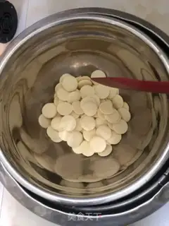 Make Handmade love chocolate step 5