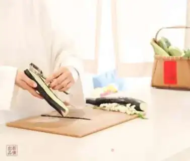 Make She