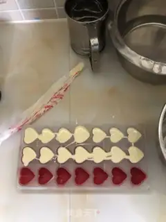 Make Handmade love chocolate step 6