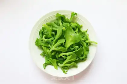 Make Icegrass salad step 0