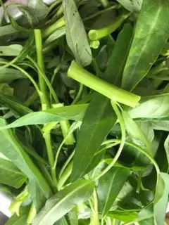 Make Garlic cabbage step 0