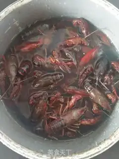 Make Spicy lobster step 0