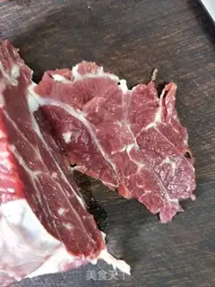 Make Beef mixed with broccoli step 1