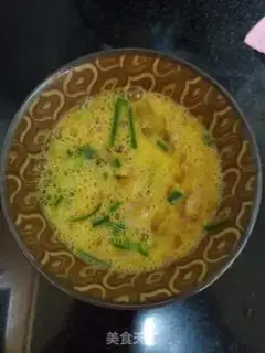 Make radish and fried eggs step 5