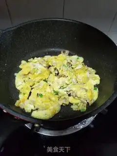 Make radish and fried eggs step 7