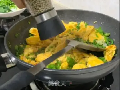 Make Pretzel fried eggs step 10