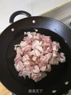Make Potato-burning cow step 1