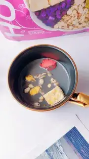 Make Black coconut popsicle step 1