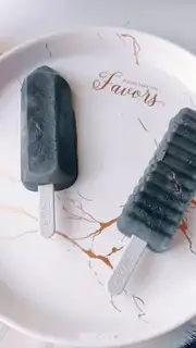 Make Black coconut popsicle step 3