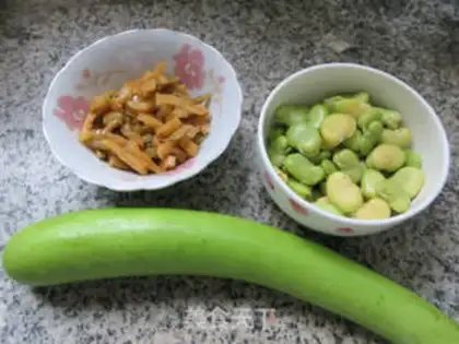 Make Squeeze the beans and make the flowers step 0