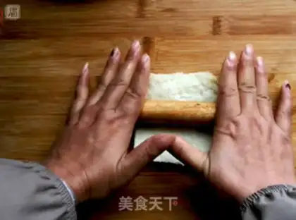 Make Mango toast with mango shakes step 2