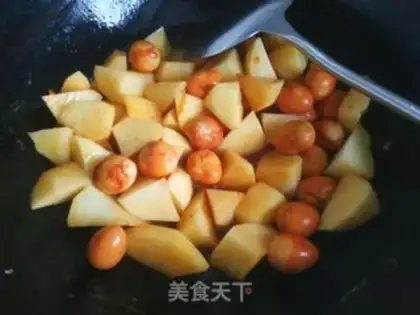 Make A quail egg with potatoes step 8