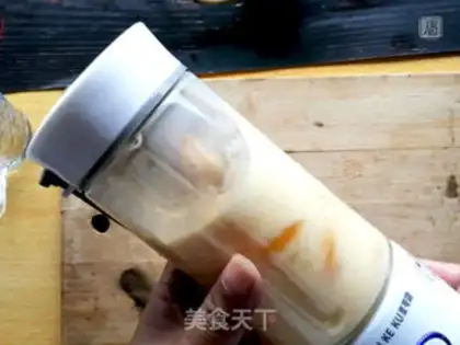 Make Mango toast with mango shakes step 9