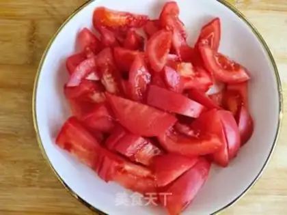 Make Tomato eggs for noodles step 4