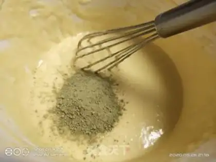 Make A tea almond cake step 1