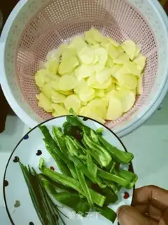 Make Cracked potato chips step 0