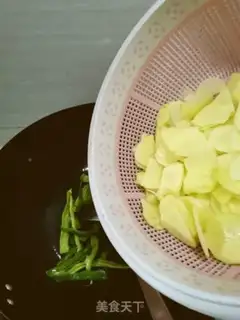 Make Cracked potato chips step 2