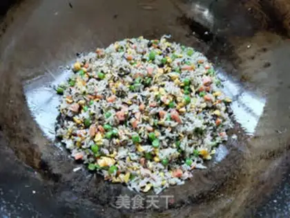 Make Olive egg fried rice step 7