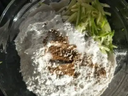Make Spicy carrot eggcake step 3